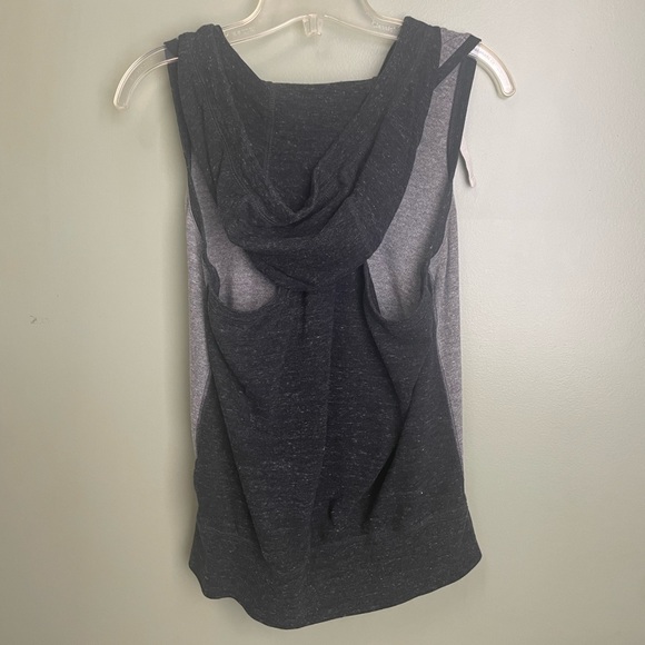 Nike two tones workout sweatshirt hooded top - Picture 2 of 3